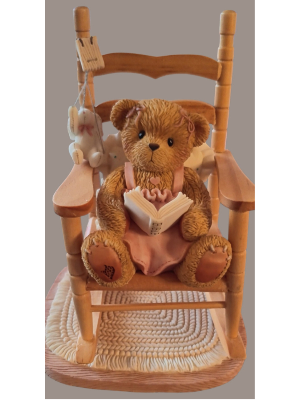 NIB Cherished Teddies Bear Reading in Rocking Chair Figurine Brown Pink 676918